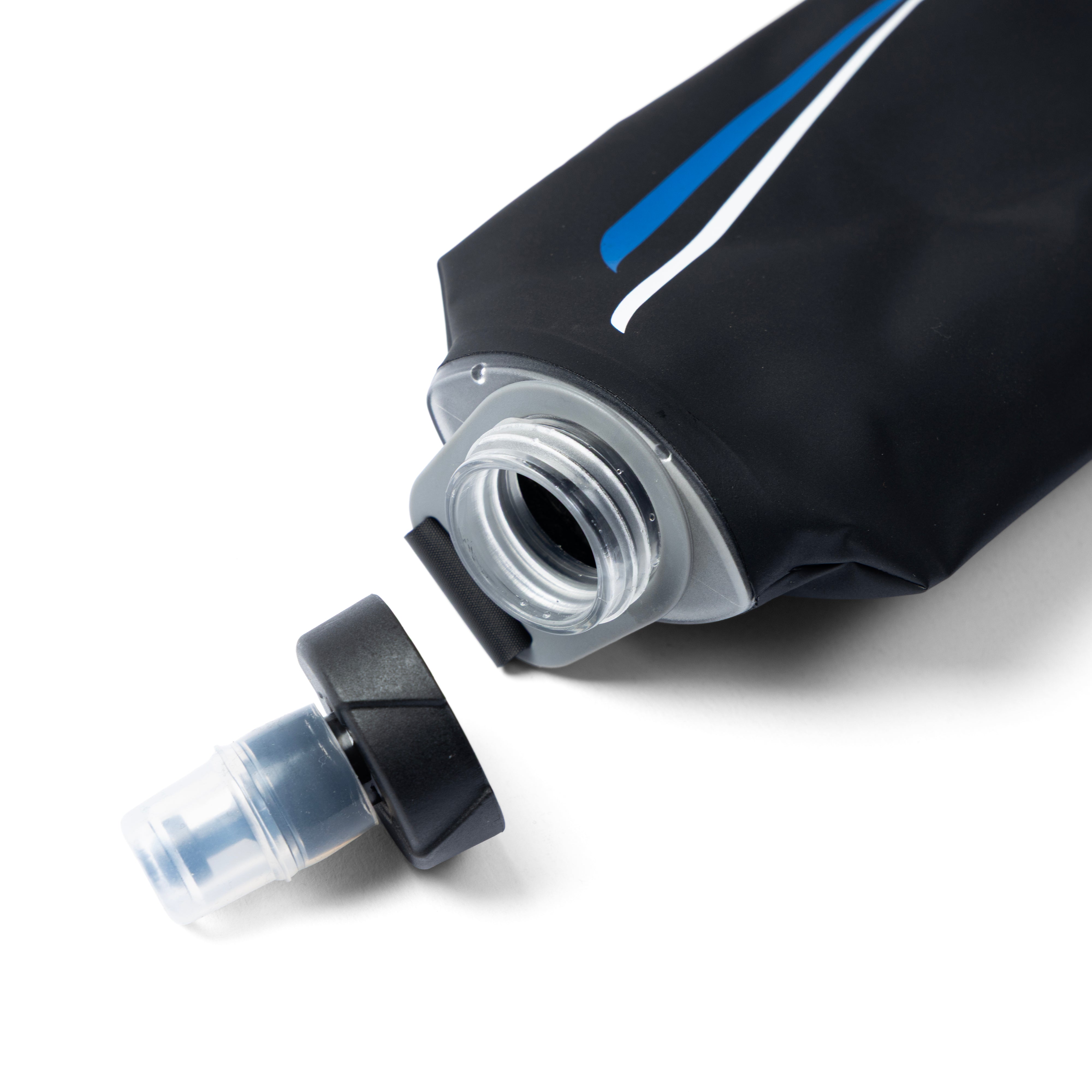 TripoleSoftFlask500mlBlackwithHandle-Closeup