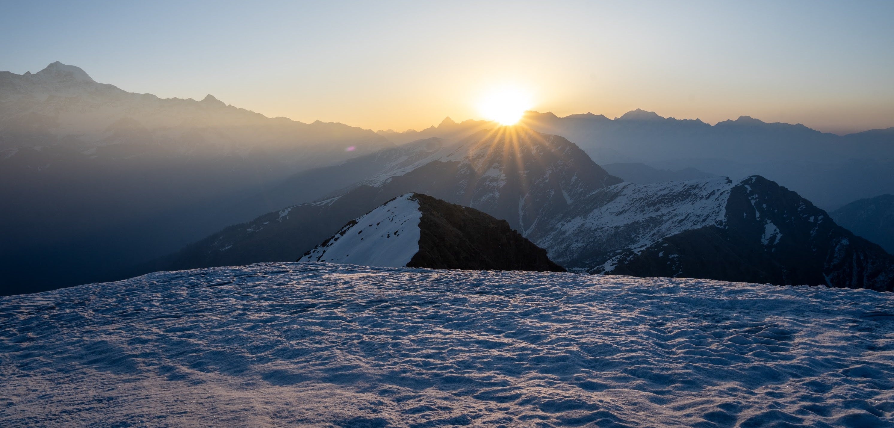 Frozen Trails & Fierce Heights: 7 Winter Treks in India You Shouldn’t Miss